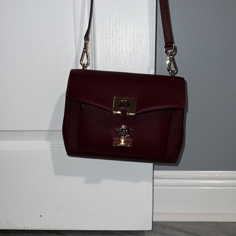 Burgundy Michael Kors CrossBody bag, purse gold hardware - Picture 8 of 14